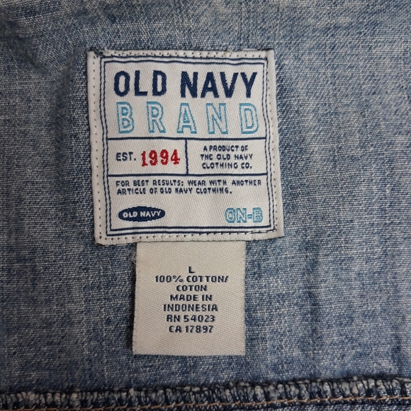 Old Navy Denim Jean Jacket - Picture 3 of 3